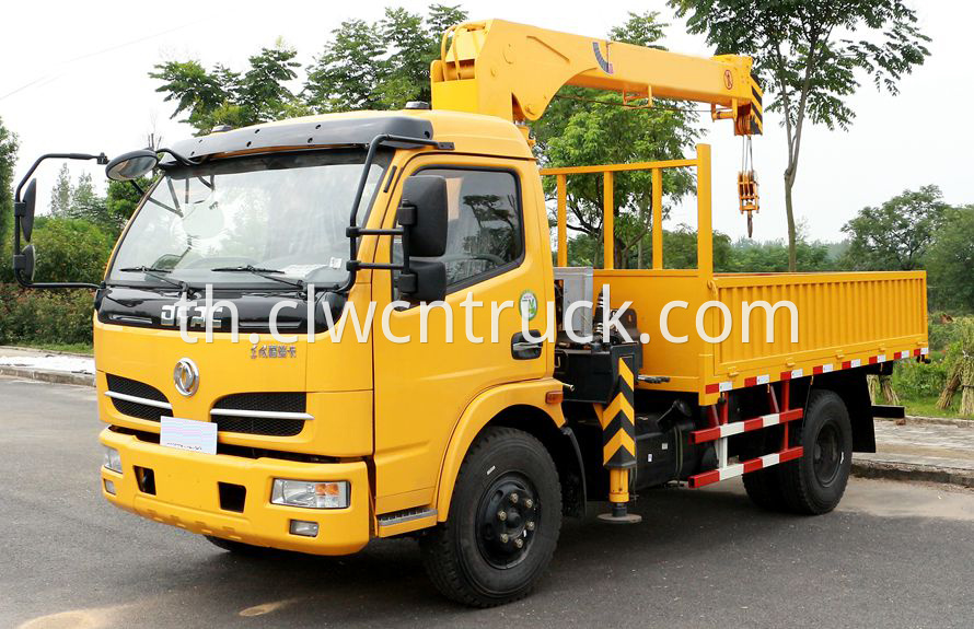 lorry mounted crane